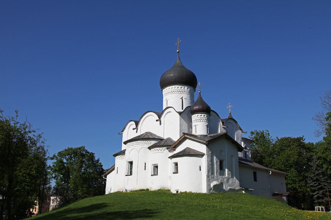 Храм Святого Василия Великого (на горке) – Church of St. Basil the Great (on the hill), built 1413 Anno Domini