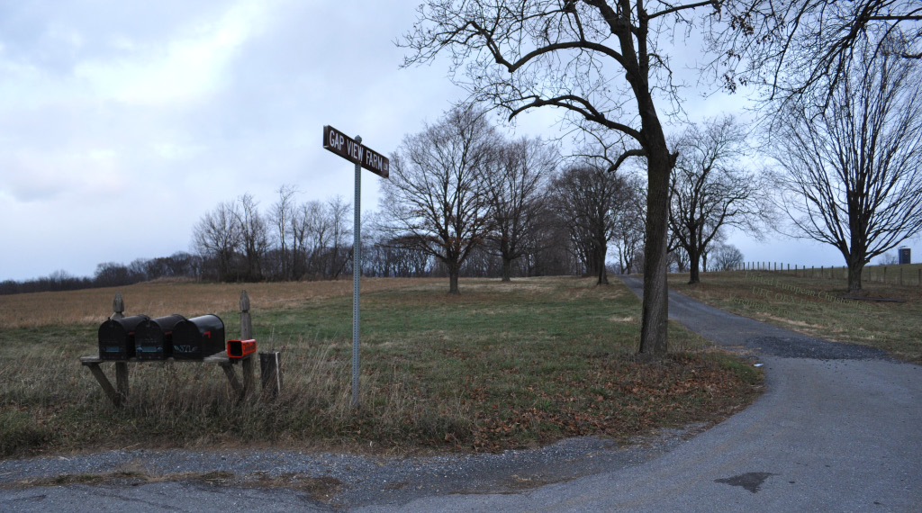 uec_usa_west_virginia_farm_country_near_charles_town